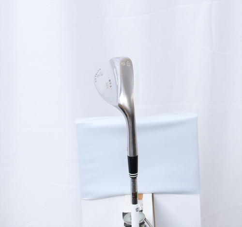 Cleveland 588 Rtx 2.0 Blade Satin Wedge 56°-12 Dynamic Gold Wedge 12784579 Good Cleveland 588 Rtx 2.0 Blade Satin Wedge 56°-12 Dynamic Gold Wedge 12784579 Good