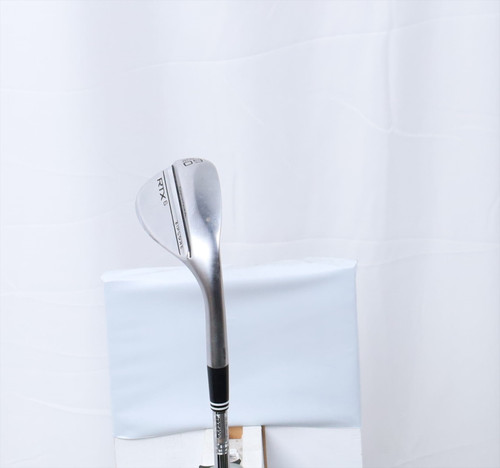 Cleveland Rtx 6 Zipcore Tour Satin Low Grind Wedge 60°-6 Dynamic Gold 49473 Good Cleveland Rtx 6 Zipcore Tour Satin Low Grind Wedge 60°-6 Dynamic Gold 49473 Good