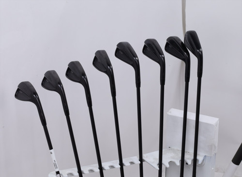 Titleist T150/200 3G Black Limited Iron Set 4-Pw, Gw Regular Amt Red 798042 Good Titleist T150/200 3G Black Limited Iron Set 4-Pw, Gw Regular Amt Red 798042 Good