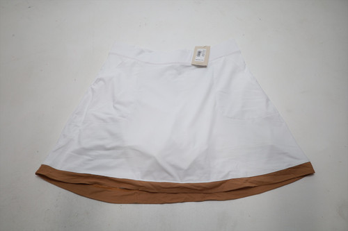 Peter Millar Golf Solid Skort Women Size Medium W/CAM 981D New 01312834 Peter Millar Golf Solid Skort Women Size Medium W/CAM 981D New 01312834