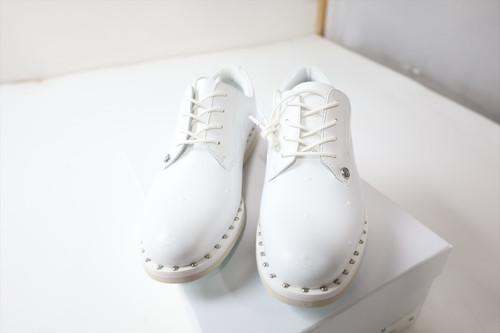 G/FORE GALLIVANTER STUDDED LEATHER SKULL & TEES Shoes Women 7 Snow INV12779844 G/FORE GALLIVANTER STUDDED LEATHER SKULL & TEES Shoes Women 7 Snow INV12779844