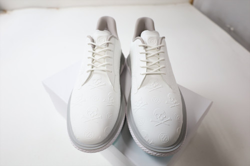 New G/FORE Golf GALLIVAN2R EMBOSSED SKULL & TEES Shoes Men 9 Snow INV12779872 New G/FORE Golf GALLIVAN2R EMBOSSED SKULL & TEES Shoes Men 9 Snow INV12779872