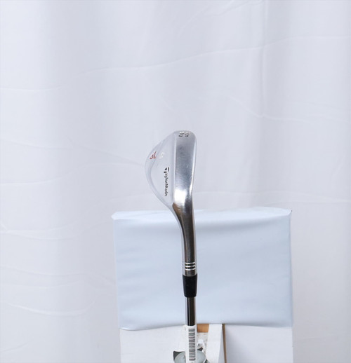 Taylormade Milled Grind 2 Chrome Wedge 52°- Stiff Dynamic Gold Stl 1085456 Good Taylormade Milled Grind 2 Chrome Wedge 52°- Stiff Dynamic Gold Stl 1085456 Good