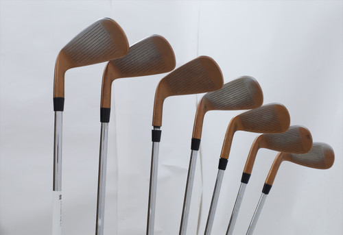 Cobra King Mim Tour Copper Iron Set 4-Pw Regular Flex Steel