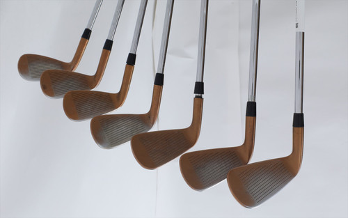 Cobra King Mim Tour Copper Iron Set 4-Pw Regular Flex Steel