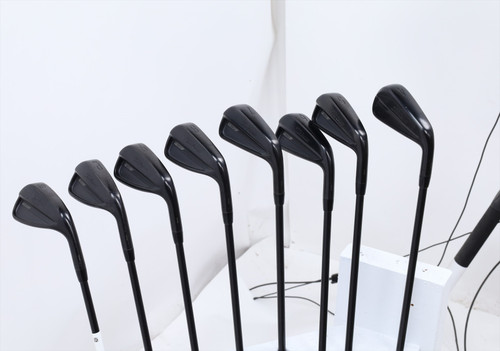 Titleist T150 3G Black Iron Set 4-Pw, Gw Regular Amt Red R300 Steel 2798042 Good