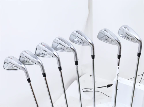 Cleveland Launcher Uhx Iron Set 4-Pw Regular Flex Dynamic Gold Steel 944160 Good