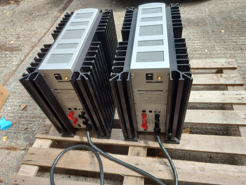 Mark Levinson 33H Power Amps Boxed Pair Mark Levinson 33H Power Amps Boxed Pair