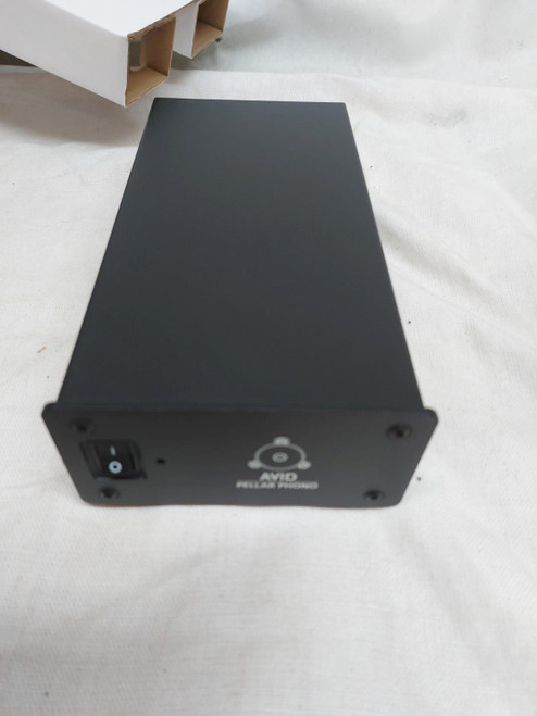 Avid  Pellar MM/MC Phonostage Boxed