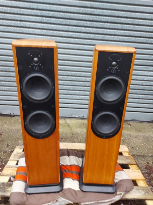 Wilson Benesch ACT One  Speakers
