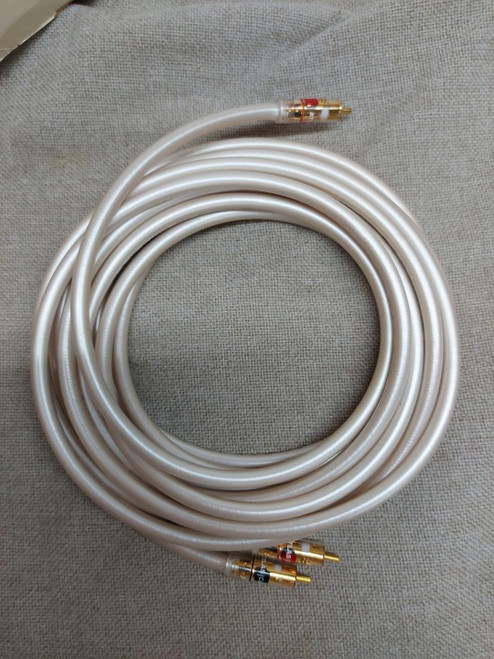 Atlas Equator Integra MK II  RCA Interconnects 3 Metre