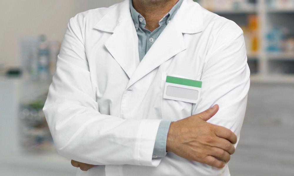 Atención farmacéutica en Farmacia Fornos, en Cangas, Pontevedra