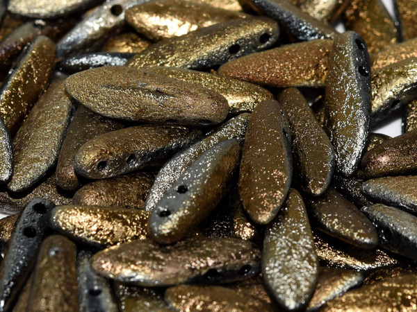 2-Hole Daggers - Etched Jet Valentinite Full