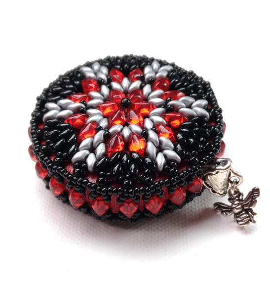 Covered Tape Measure - GD Red/Silver/Black