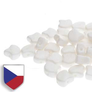 Ginkgo - Pearl Shine White Czech Shield