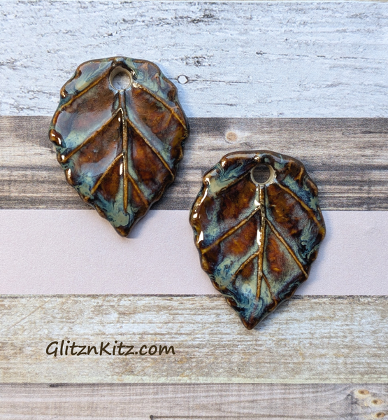 Ceramic Rustic Leaf Pendant (1) 