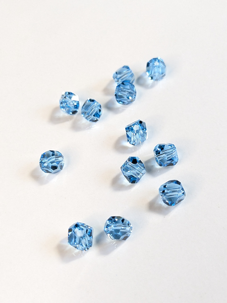 Swarovski Graphic Cubes 4mm (5603)