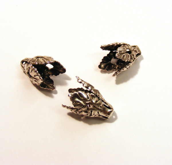 Openwork Leaf Cap - Oxidized Silver
