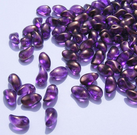 Halo Magenta 6X4mm Petals