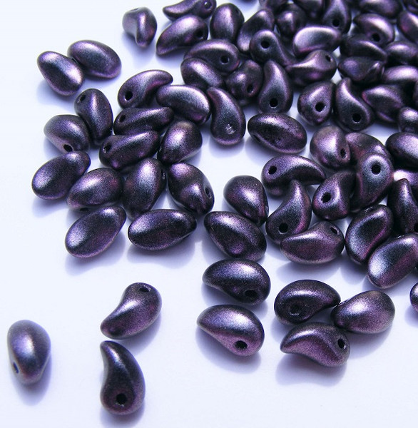 Polychrome Black Raspberry 6X4mm Petals