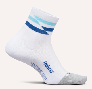 A Feetures Elite Light Cushion QTR White Track