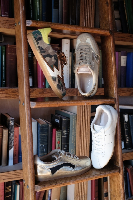 Sneakers