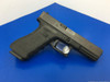 Glock 22 .40 S&W Black 4.49" *INCREDIBLE SEMI AUTO PISTOL*