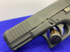 Glock 19 Gen 5 9mm Black 4.02" *VERSATILE DUE TO ITS REDUCED DIMENSIONS*