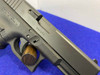 Glock 19 Gen3 9mm 4.02" Black *ULTRA-RELIABLE SEMI-AUTOMATIC HANDGUN*