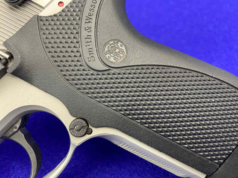 Smith Wesson Shorty Forty MKIII .40 S&W *DESIRABLE LEW HORTON