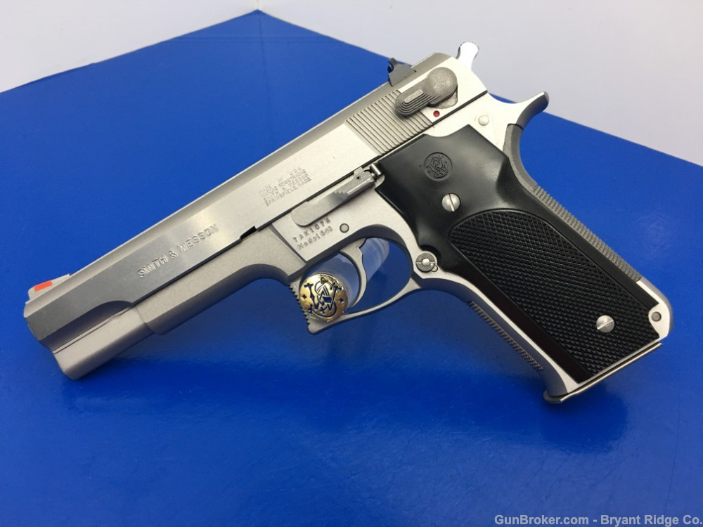 Smith and Wesson 645 Stainless 5
