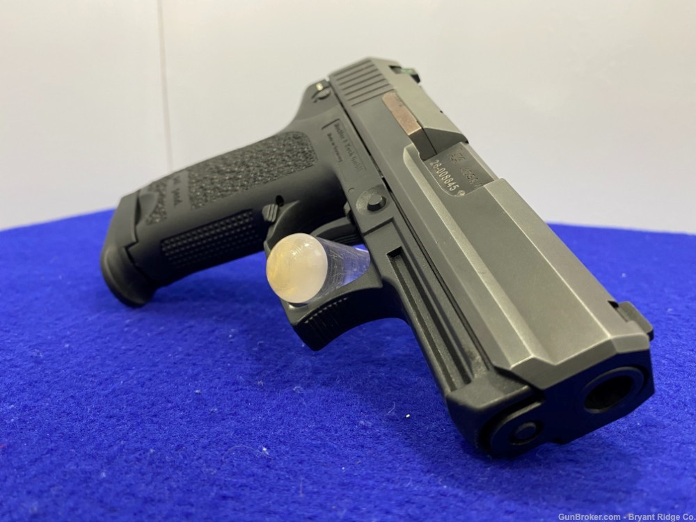 SOLD* 1997 H&K USP Compact .40 S&W Blue 3.58