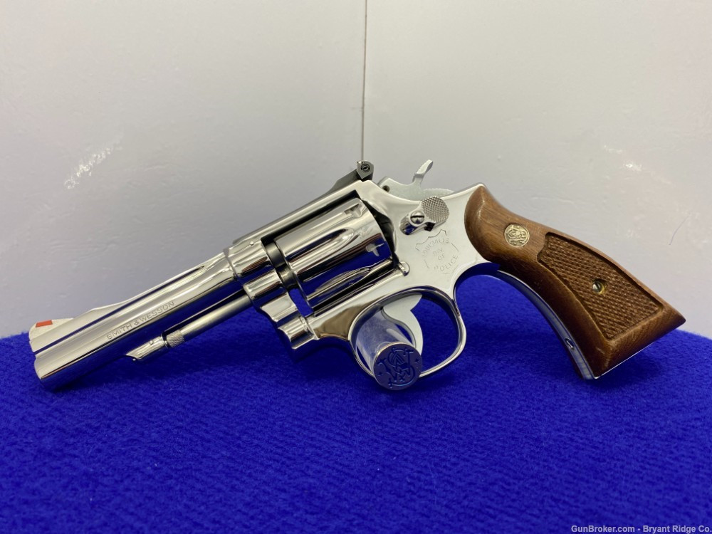 SOLD* Smith Wesson 67-1 38spl BREATHTAKING BRIGHT Stainless 4