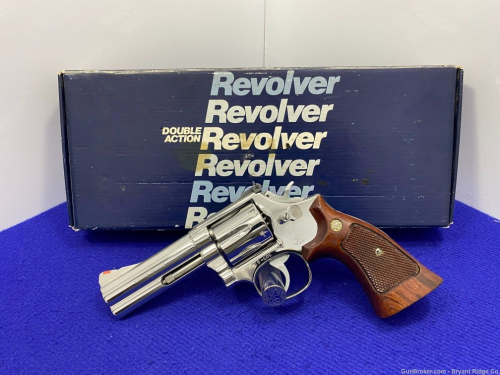 SOLD* 1982 Smith Wesson 686 BREATHTAKING BRIGHT STAINLESS
