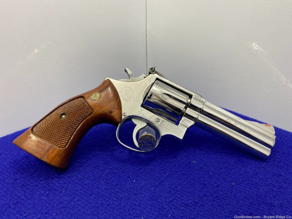 SOLD* 1982 Smith Wesson 686 BREATHTAKING BRIGHT STAINLESS