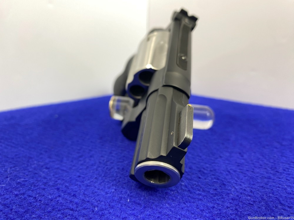 SOLD* Smith & Wesson 329PD .44mag Black/Stainless 2.5