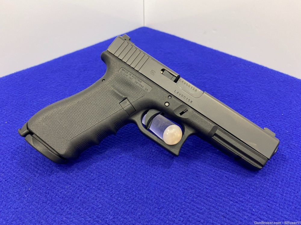 SOLD* Glock 17 9mm Black 4.49