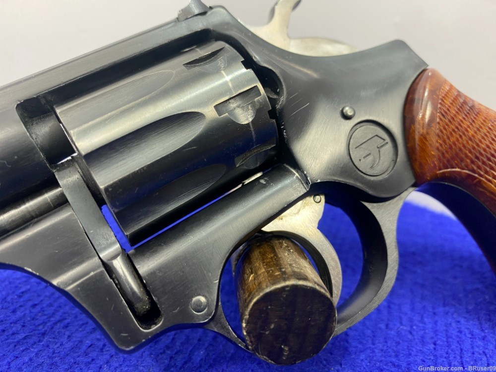 SOLD* High Standard Sentinel Deluxe R-107 .22 LR Blue *EXCELLENT 9