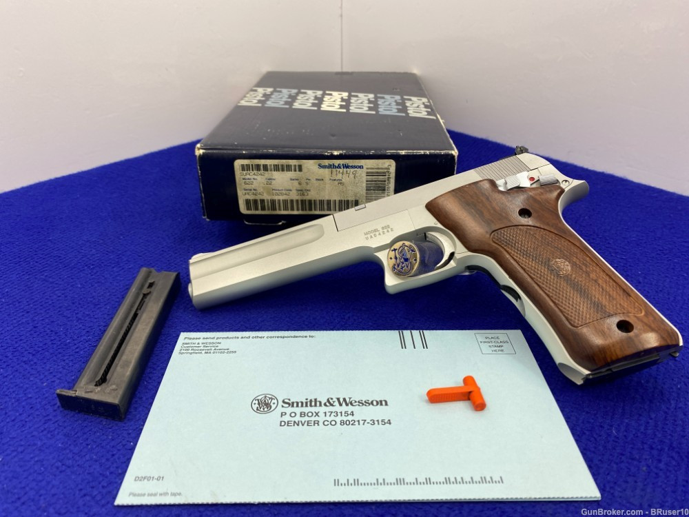 SOLD* Smith Wesson 622 .22 LR Stainless 6