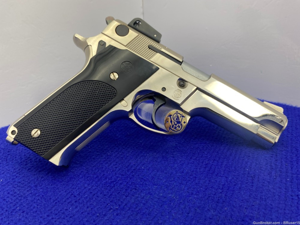 SOLD* 1982 Smith Wesson 559 9mm 4