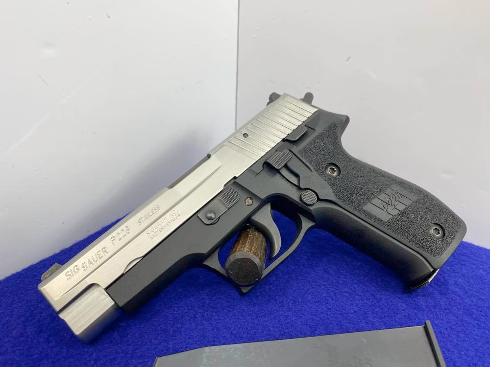Sig Sauer P226 .40 S&W Stainless Steel 4.4