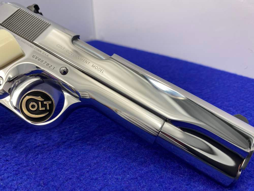 Colt 1911 Classic Government .45 ACP *STUNNING BRIGHT STAINLESS