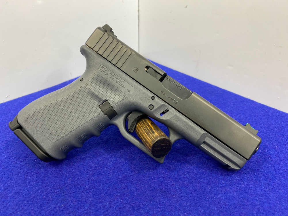 Glock 19 Gen4 9mm Blue 4.01
