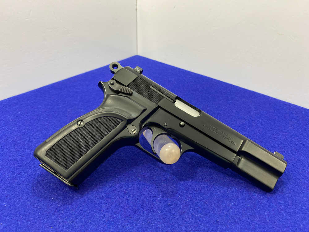 2004 Browning Hi-Power Mark III 40S&W Blue 4 5/8