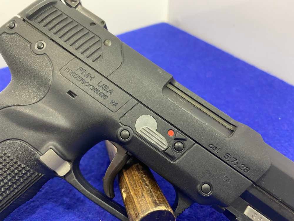 FNH Five-SeveN 5.7x28mm Black *POPULAR, LIGHTWEIGHT, POLYMER FRAME