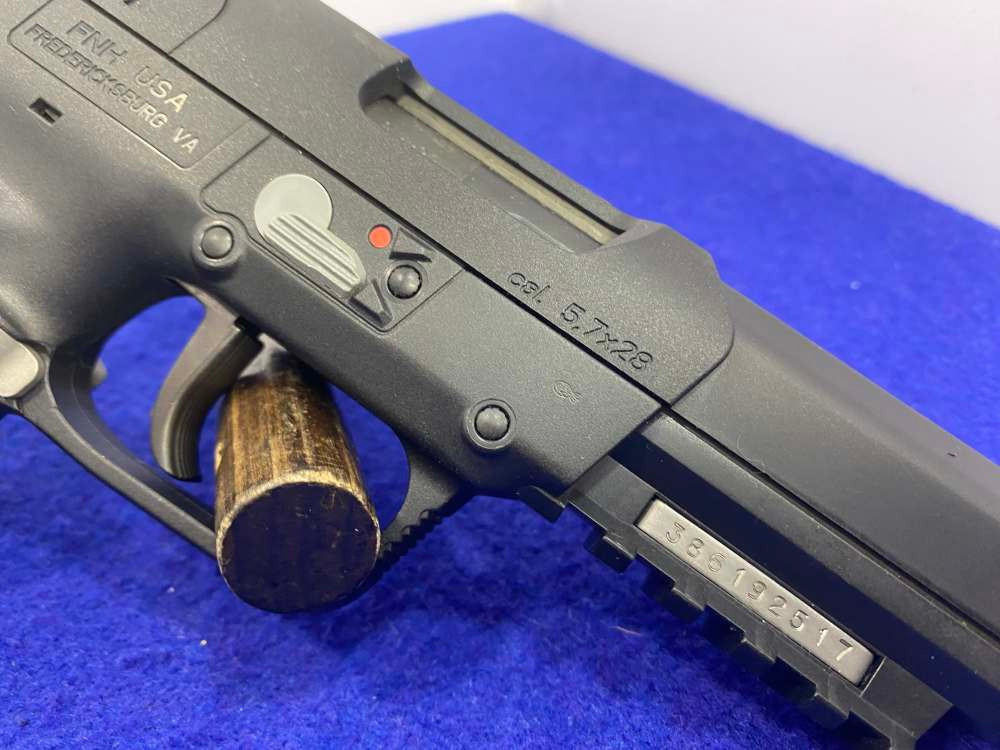 FNH Five-SeveN 5.7x28mm Black *POPULAR, LIGHTWEIGHT, POLYMER FRAME