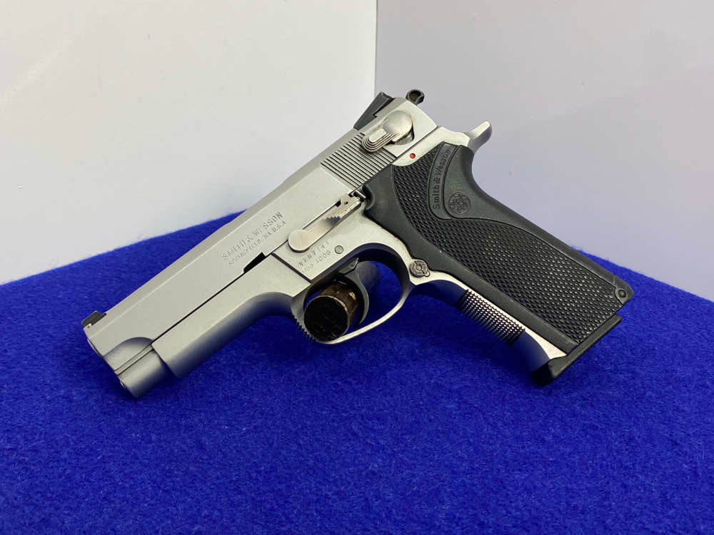 Smith & Wesson 4006 .40 S&W Stainless 4