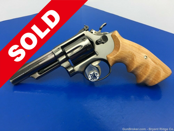 1974 Smith & Wesson Model 19 *STUNNING .357 COMBAT MAGNUM* Incredible Find