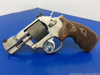 Smith & Wesson 986 9mm Stainless 2.5" *GORGEOUS PERFORMANCE CENTER MODEL*