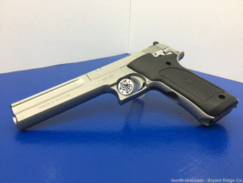1990 Smith & Wesson Model 2206 *FIRST YEAR OF PRODUCTION* Gorgeous Example